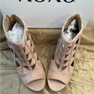 XOXO Footwear Onijan17 Charisma Heels